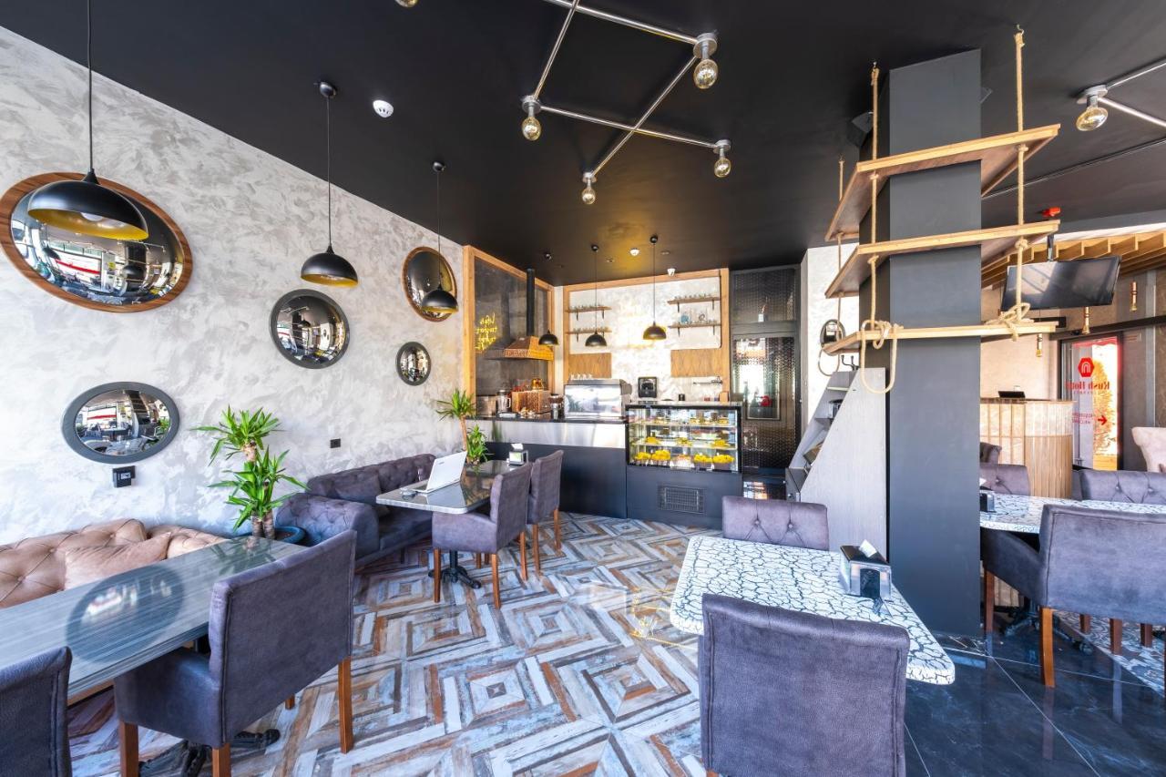 Rush Hotel Истанбул Екстериор снимка
